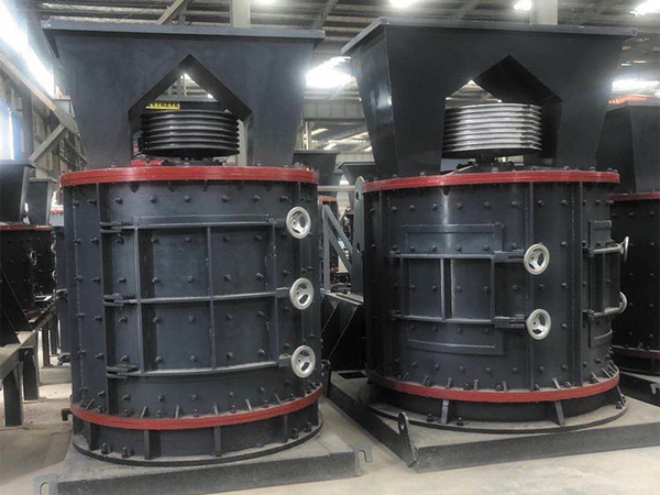 復(fù)合式破碎機(jī)多少錢？立軸制砂機(jī)型號(hào)參數(shù)表